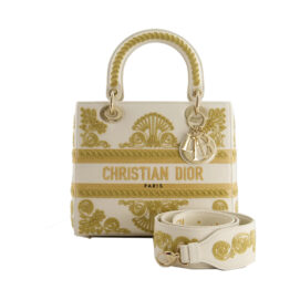 CHRISTIAN DIOR