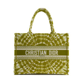 CHRISTIAN DIOR
